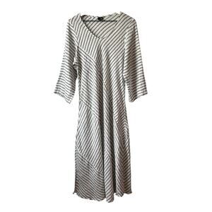 Lisa Bayne Large Dress Gray White Stripe Linen Pullover Minimilist Lagenlook‎